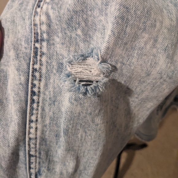 Distressed Acid Wash Jean Jacket SZ 24 - Picture 12 of 14